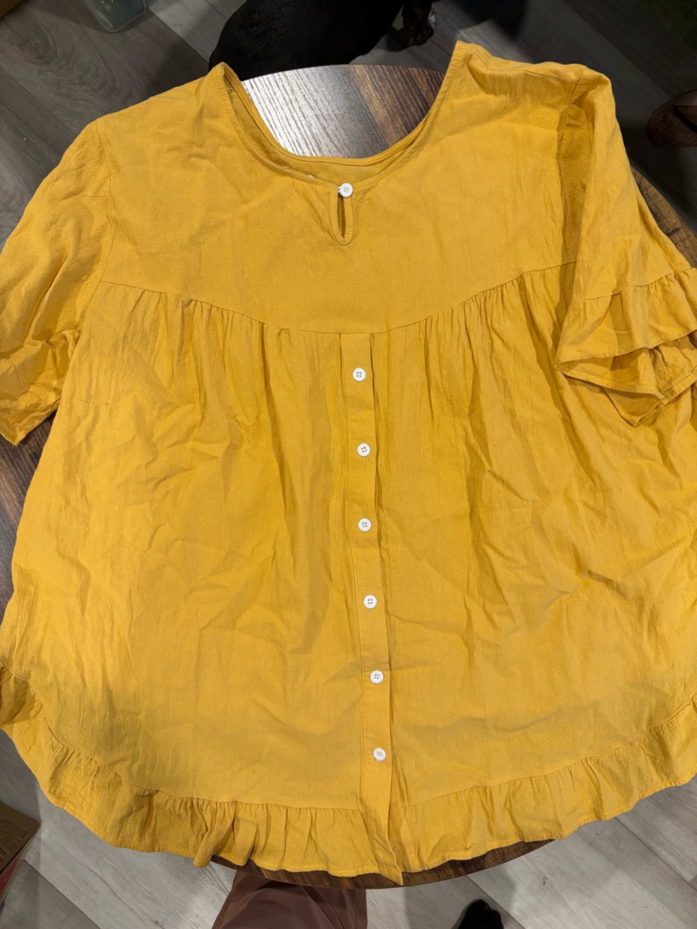 Women’s Yellow Button-Front Ruffled Blouse - Picture 2 of 4